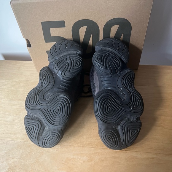 Utility Black Yeezy 500 size 6.5 - Picture 2 of 7